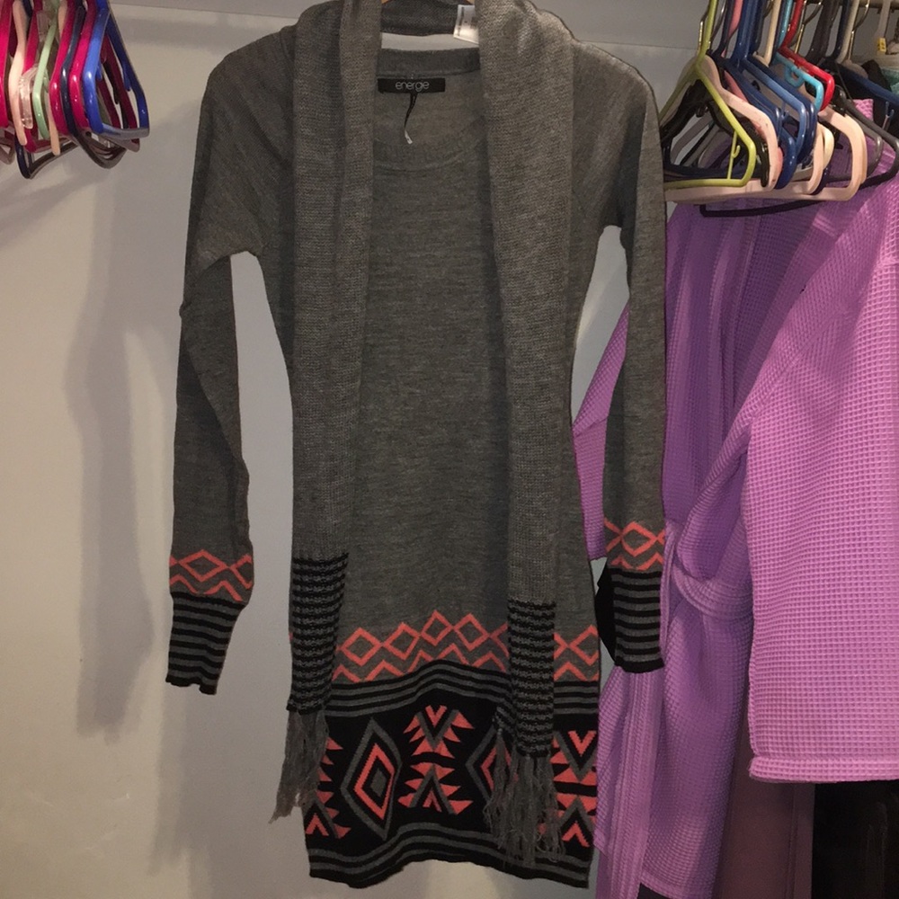 Cute long sleeved dress with matching scarf